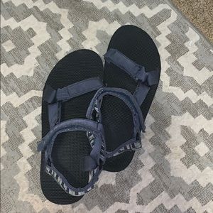Men’s Teva’s